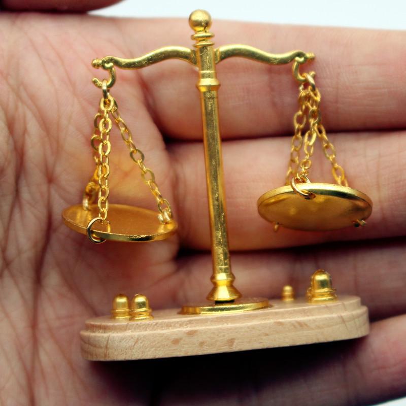 Kids Toys Idea - 1:12 Dollhouse Vintage Balance Scale Miniatures