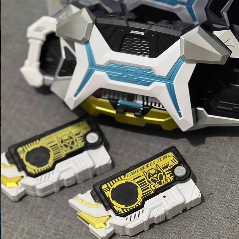 Hot Kamen Rider Outsiders Zein - Kids Quiet Toys のレビューと価格